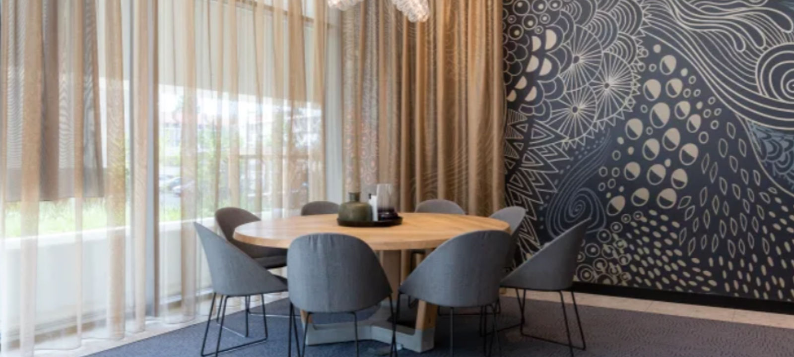 7055 Engle Rd, Middlesburg Heights - Image 1