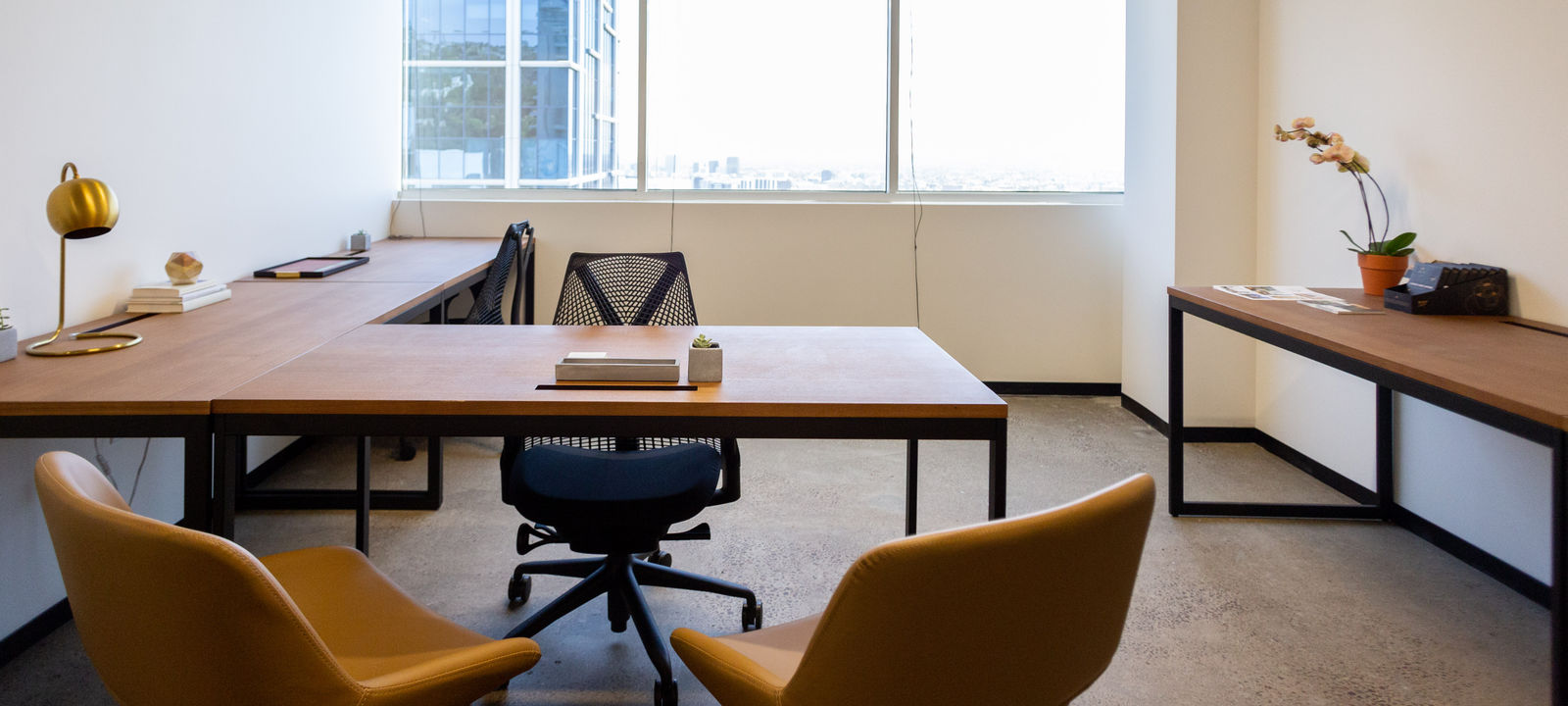 9255 Sunset Blvd, West Hollywood - Image 1