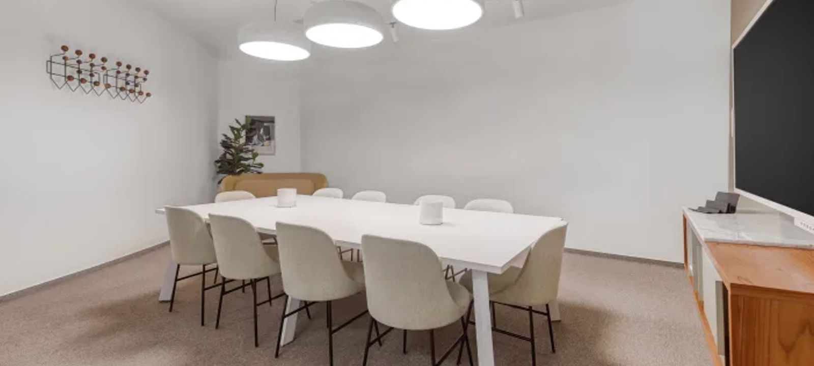 5 Piazza Velasca, Milan - Image 1