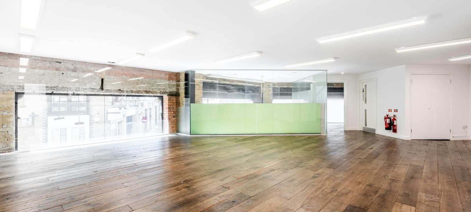 35 Artillery Lane, Spitalfields - Image 1