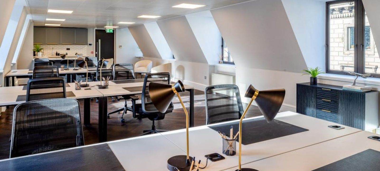 28 Threadneedle Street, London - Image 1
