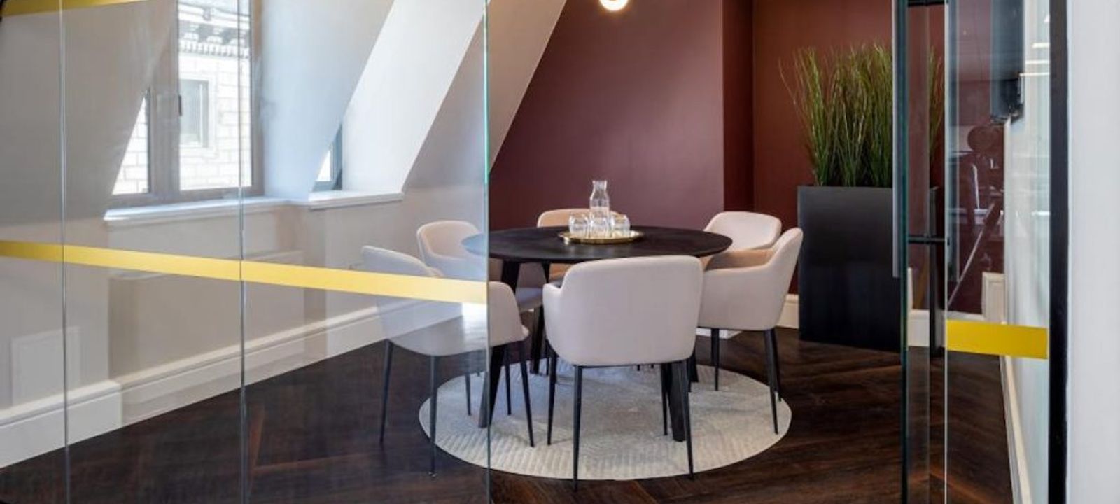 28 Threadneedle Street, London - Image 1