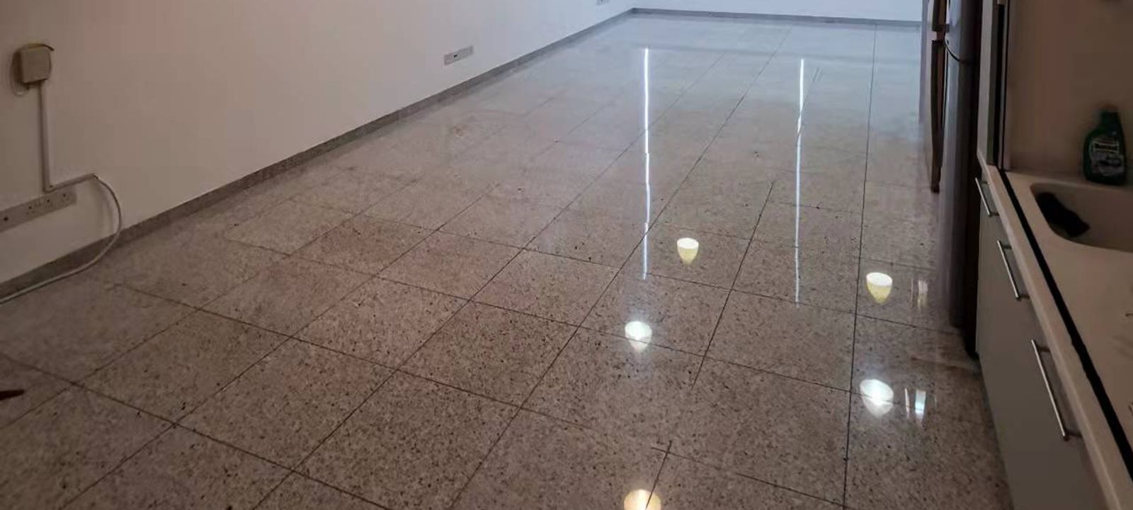 6 Eu Tong Sen Street, Singapore - Image 1