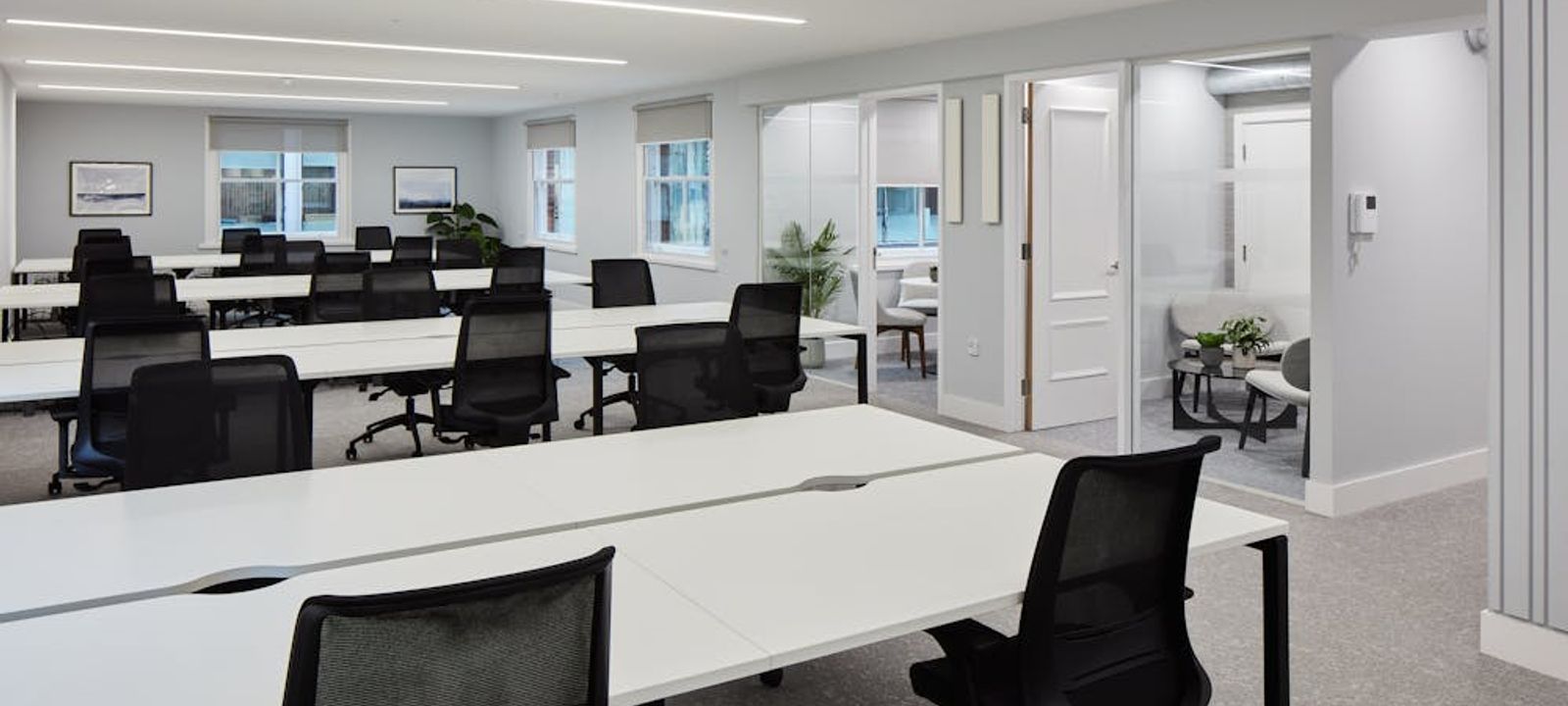 25 Buckingham Palace Road, London - Image 1