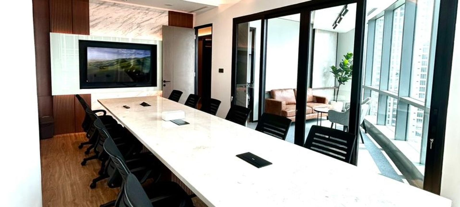 Kav V-TA Jalan Sultan Iskandar Muda Kav V-TA Jalan Sultan Iskandar Muda, Kota Jakarta Selatan - Image 1