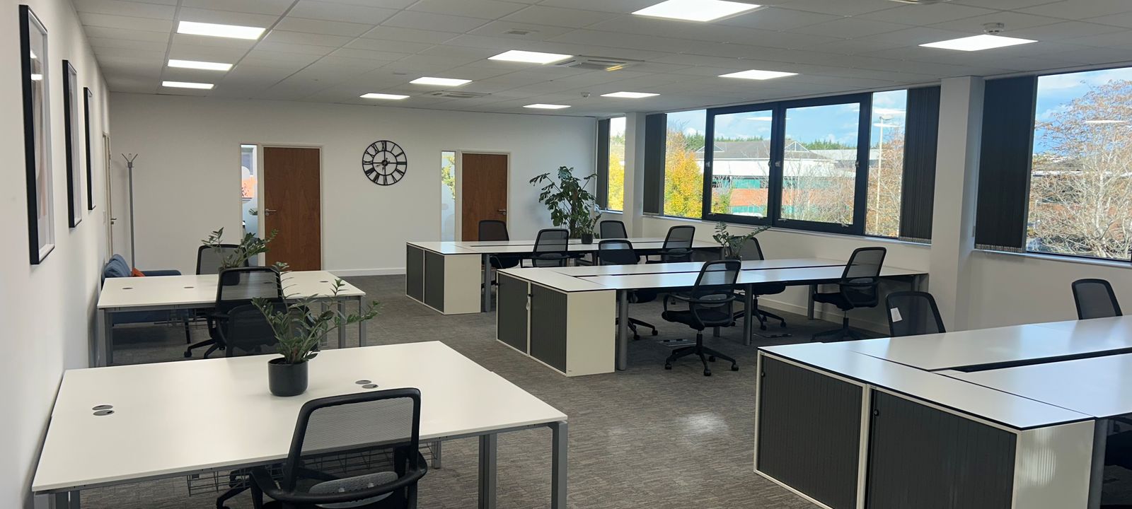 Harvest Crescent, Hampshire - Image 1