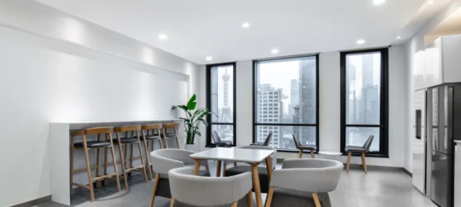 10-05 Boulevar Rafael Landivar, Guatemala - Image 1