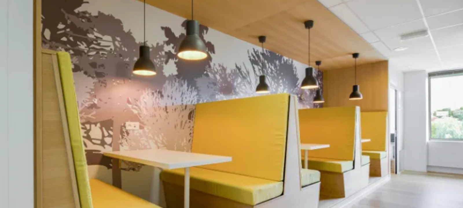 10-05 Boulevar Rafael Landivar, Guatemala - Image 1