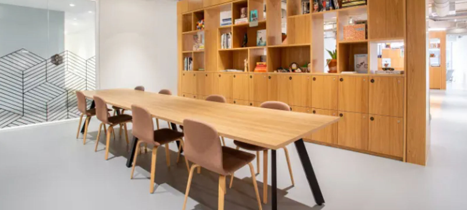 1701 Park Center Dr, Orlando - Image 1