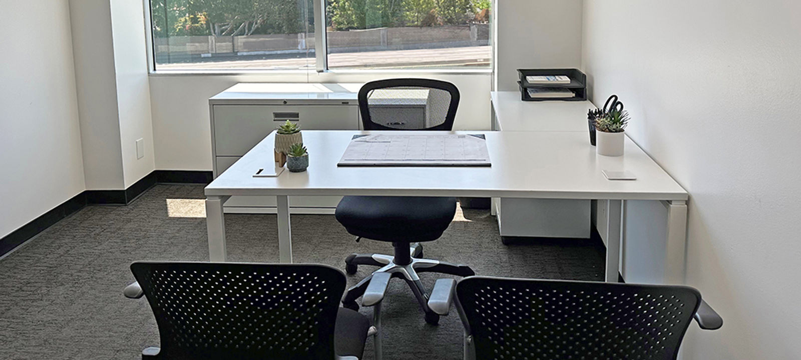 500 S Sepulveda Blvd, Los Angeles - Image 1