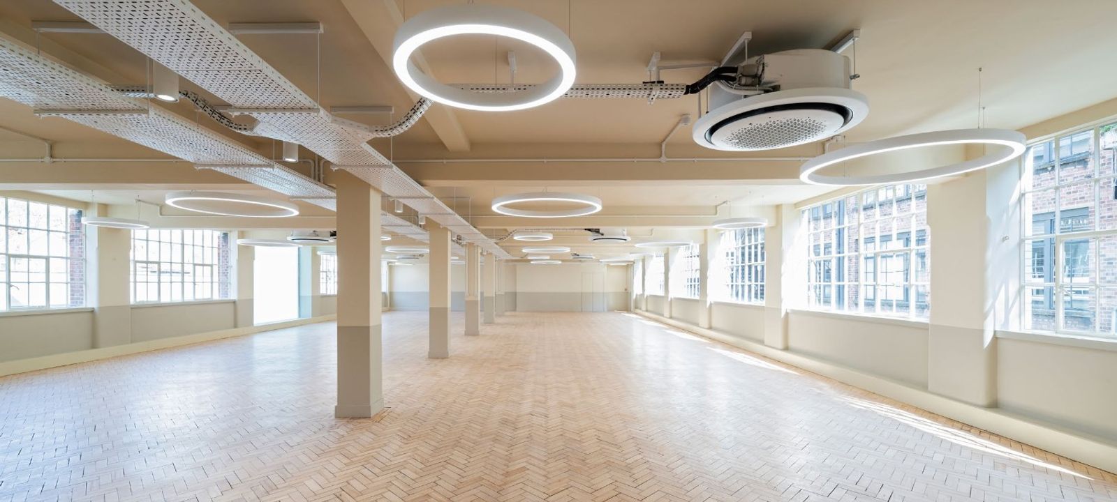 20 Garrett St, London - Image 1