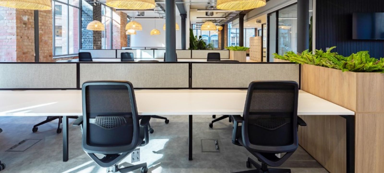 80 Middlesex St, London - Image 1