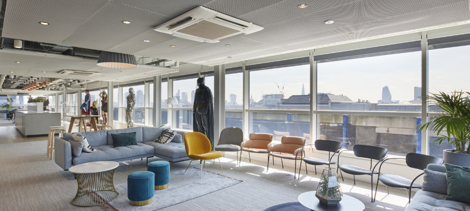 98 Theobalds RD, London - Image 1