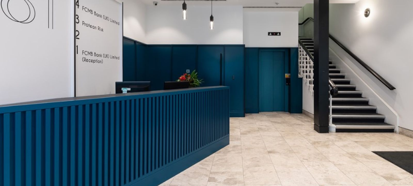 81 Gracechurch St, London - Image 1