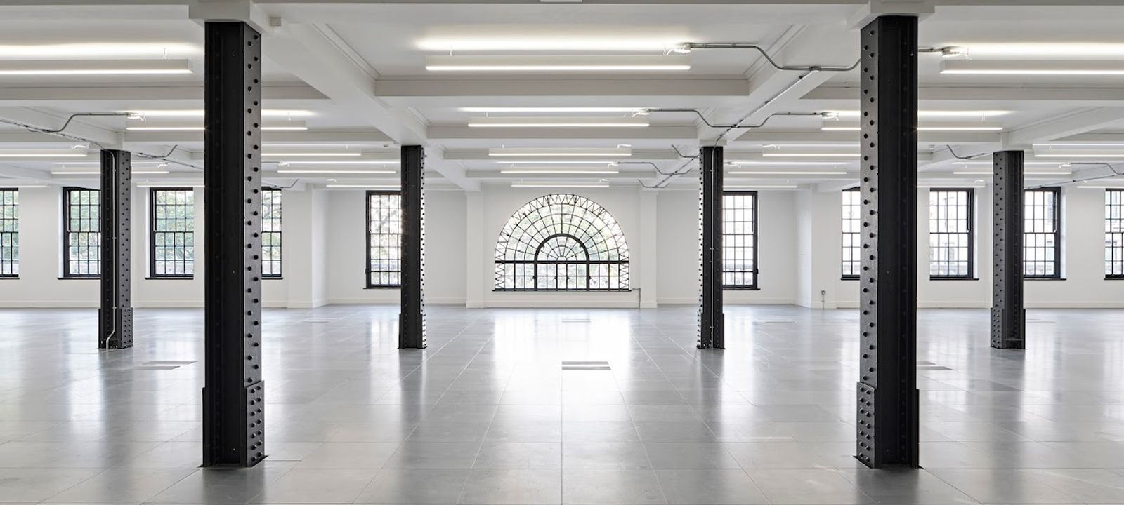 40 Finsbury Square, London - Image 1