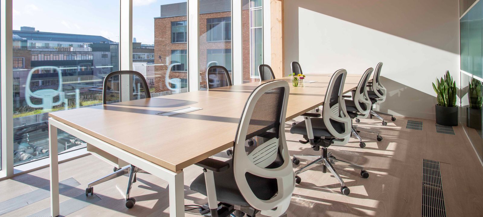 140 Goswell Road, Greater London - Image 1