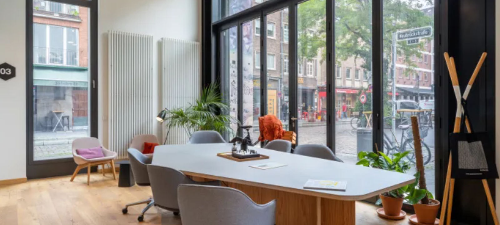 23820 Hawthorne Blvd, Hawthorne - Image 1