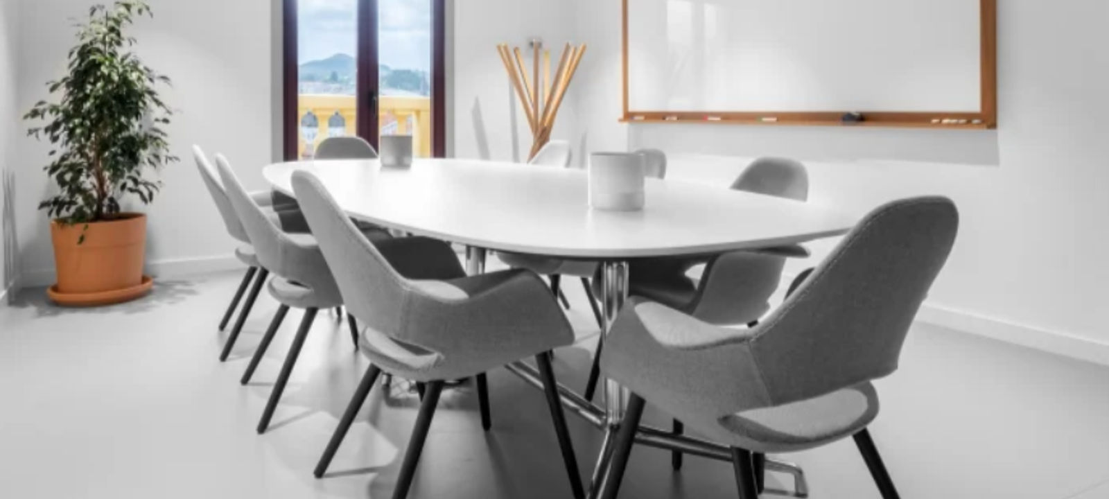 23820 Hawthorne Blvd, Hawthorne - Image 1