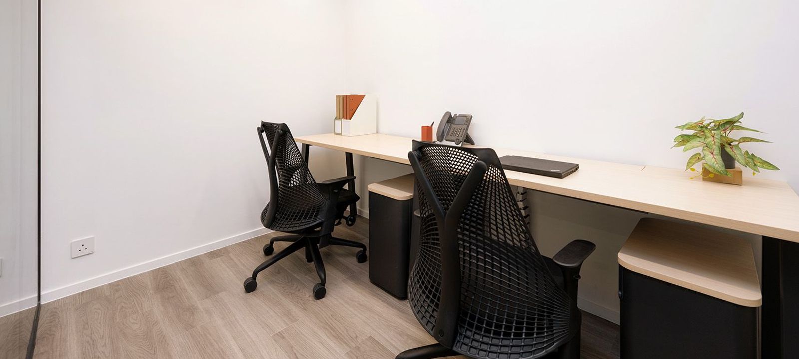 25 Tung Lo Wan Road, Causeway Bay - Image 1