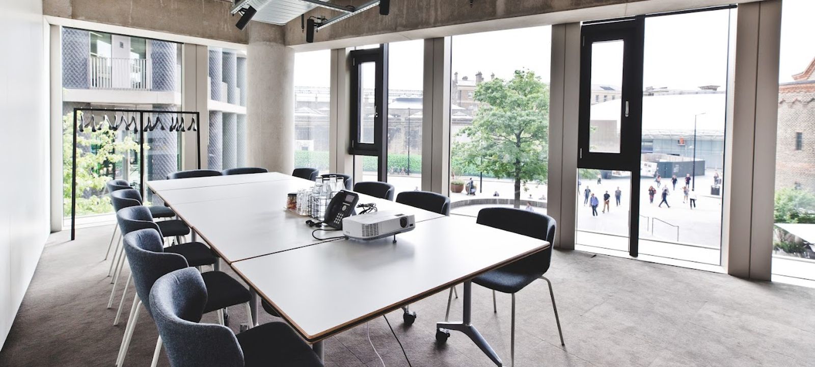 7 Pancras Square, Kings Cross - Image 1