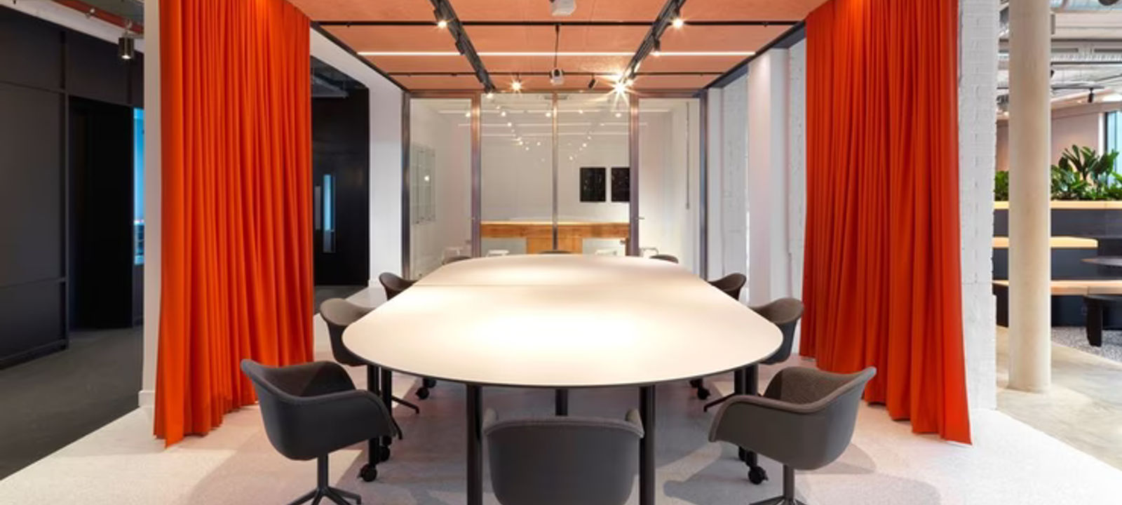 92 Albert Embankment, Vauxhall - Image 1