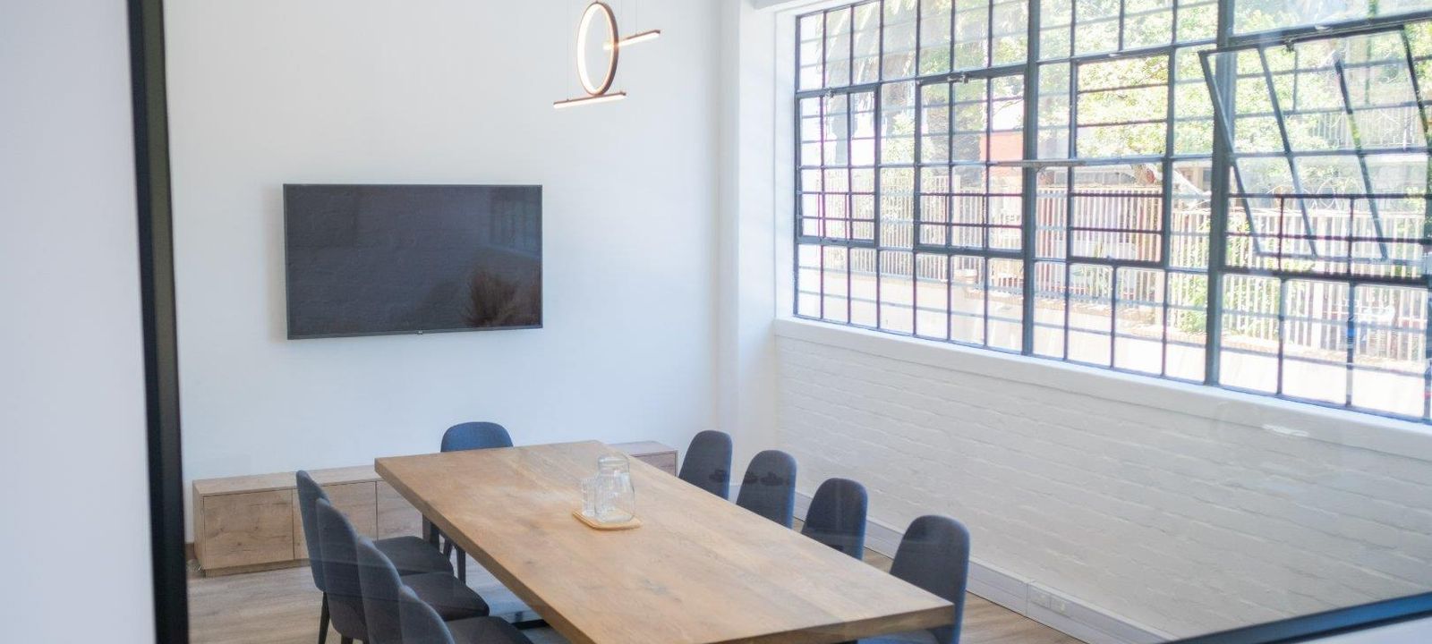 8 Vrede Street Gardens, Cape Town - Image 1