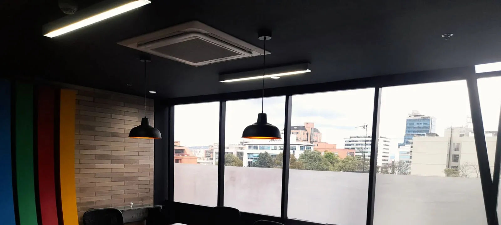 19 Avenida #95-20, Bogotá - Image 1