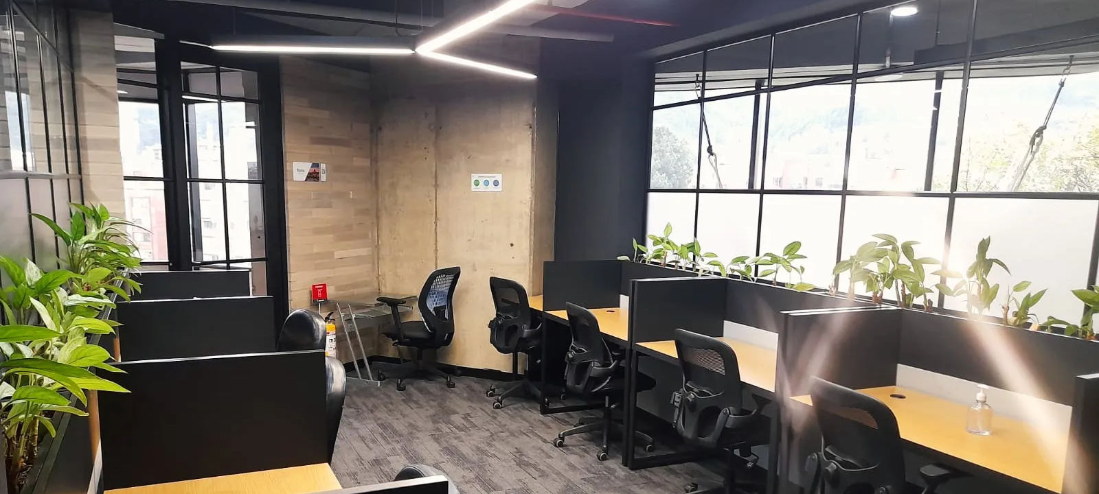 19 Avenida #95-20, Bogotá - Image 1