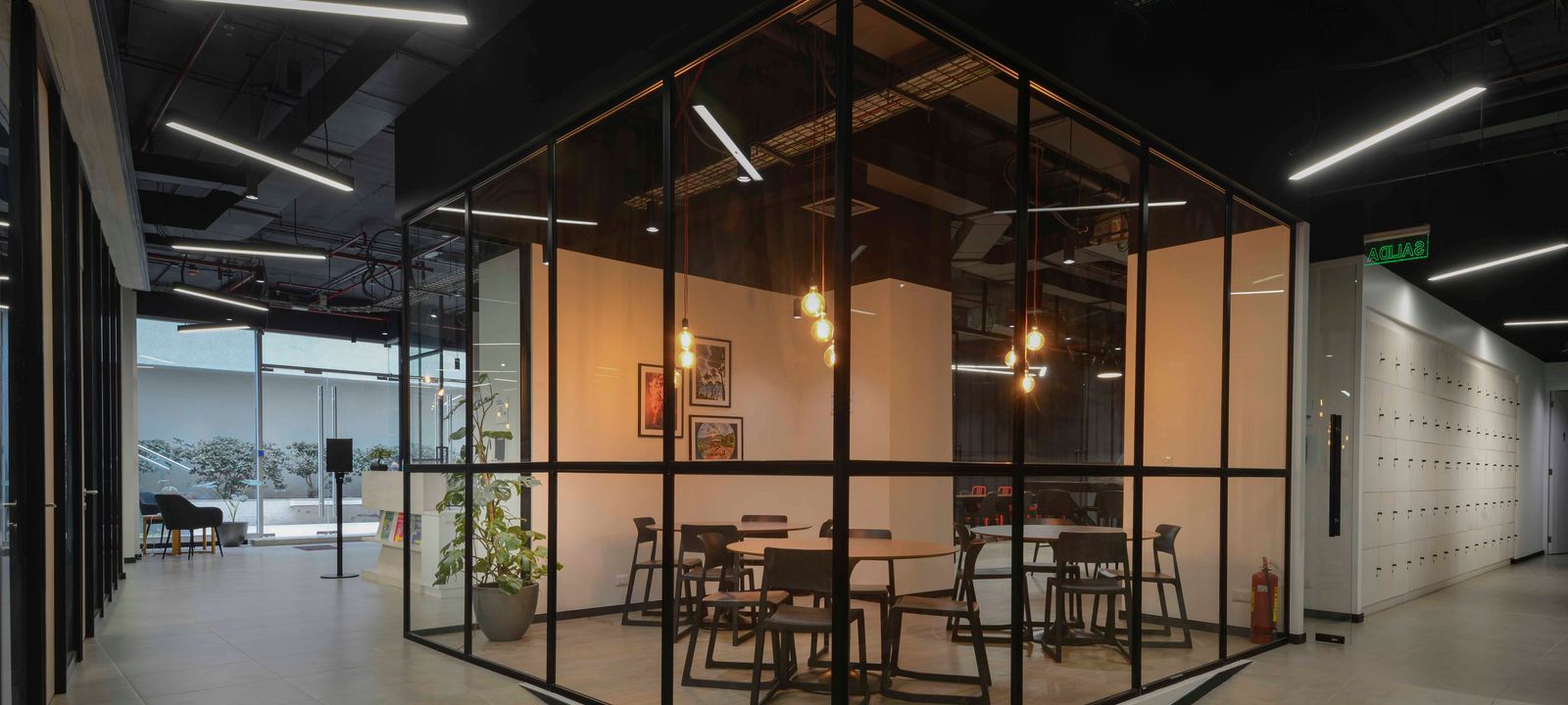 2930 Av Apoquindo, Las Condes - Image 1