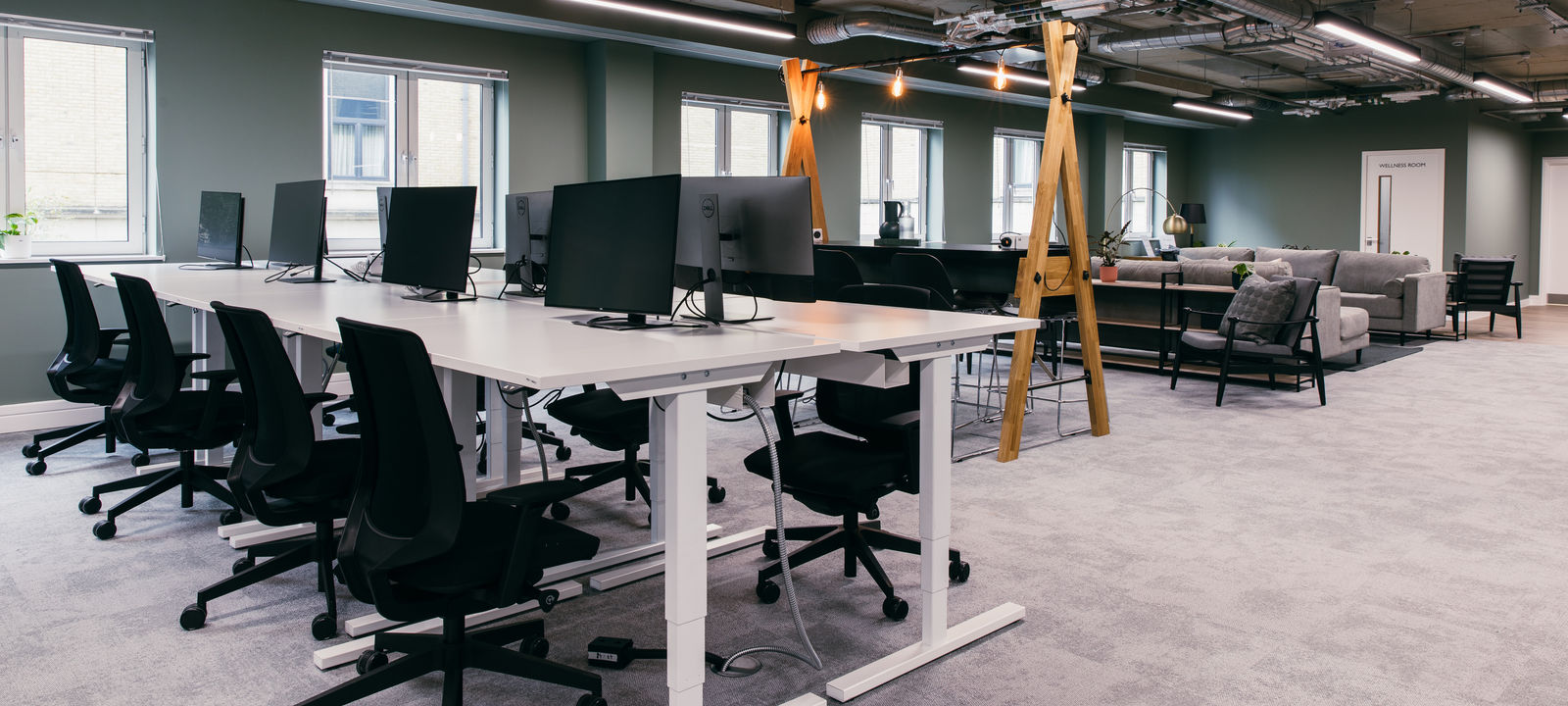 49 Southwark Bridge Rd, London - Image 1