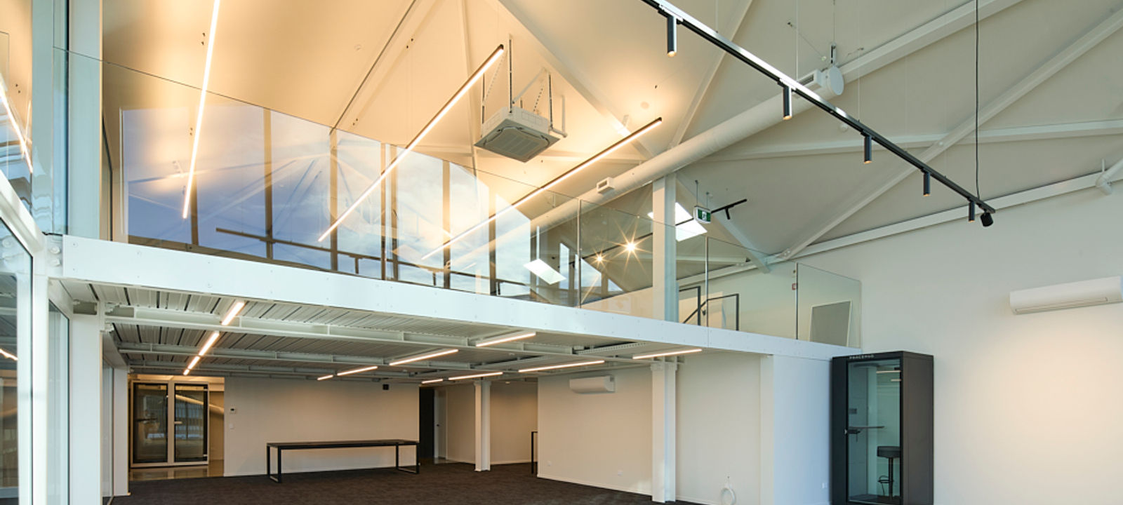 235 High Street, Christchurch - Image 1