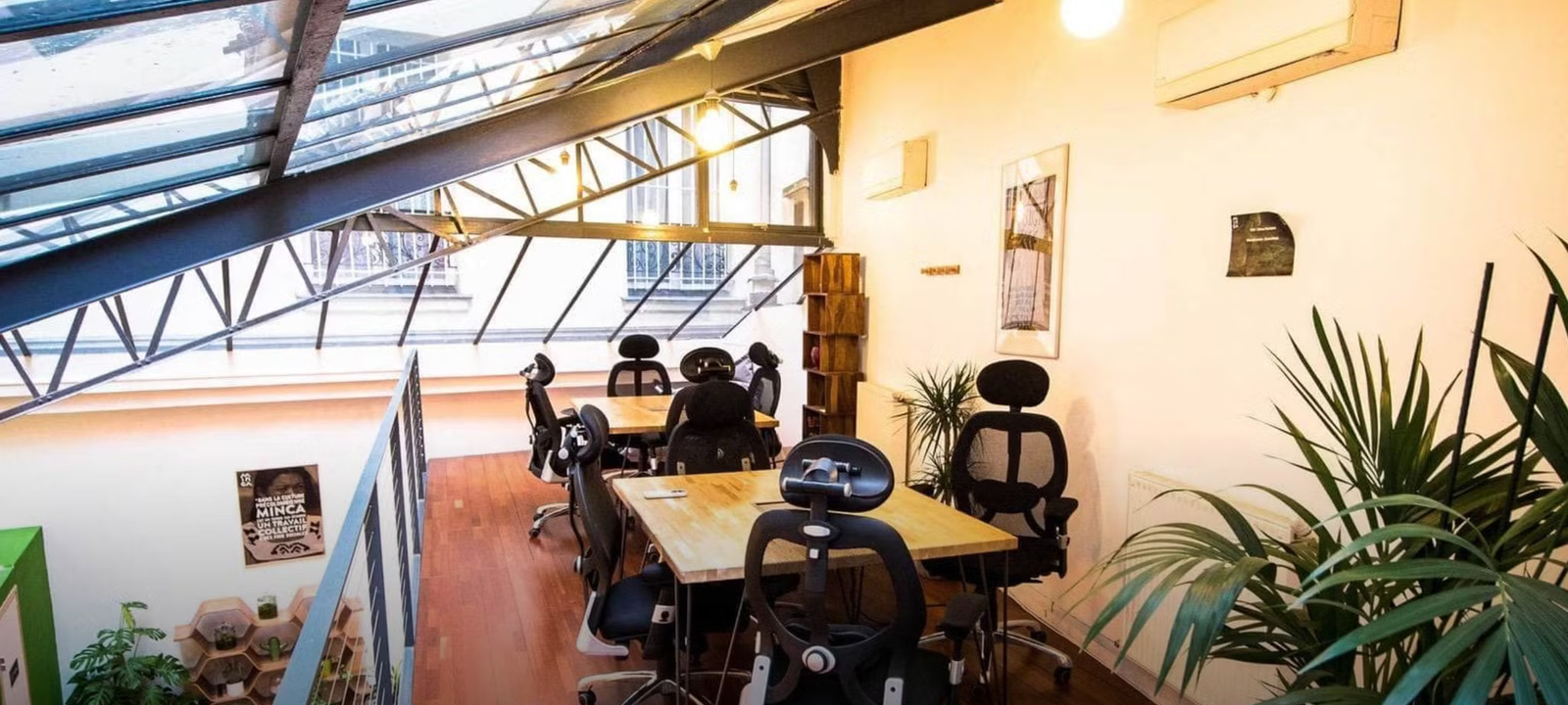 48 Rue Joseph De Maistre, Paris - Image 1