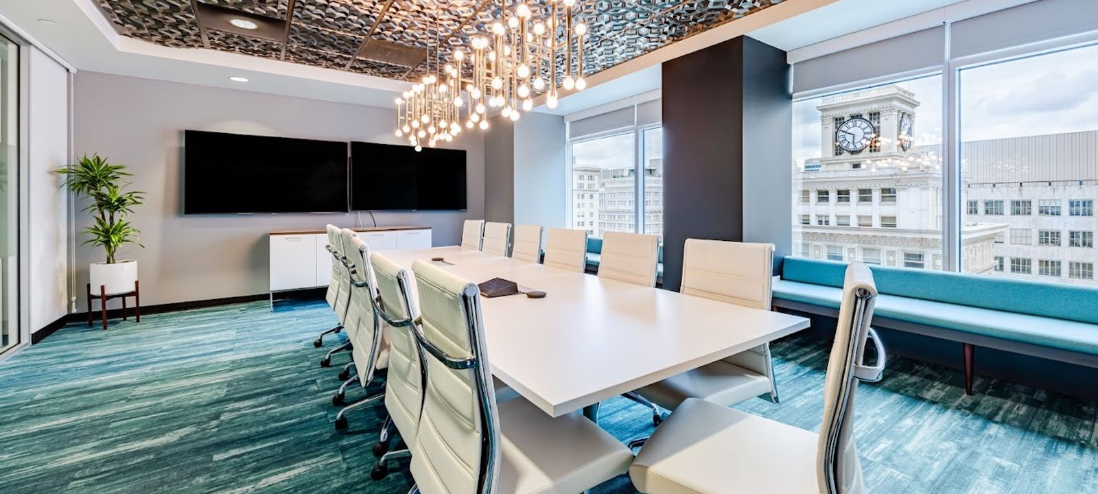 805 Southwest Broadway, Portland - Image 1