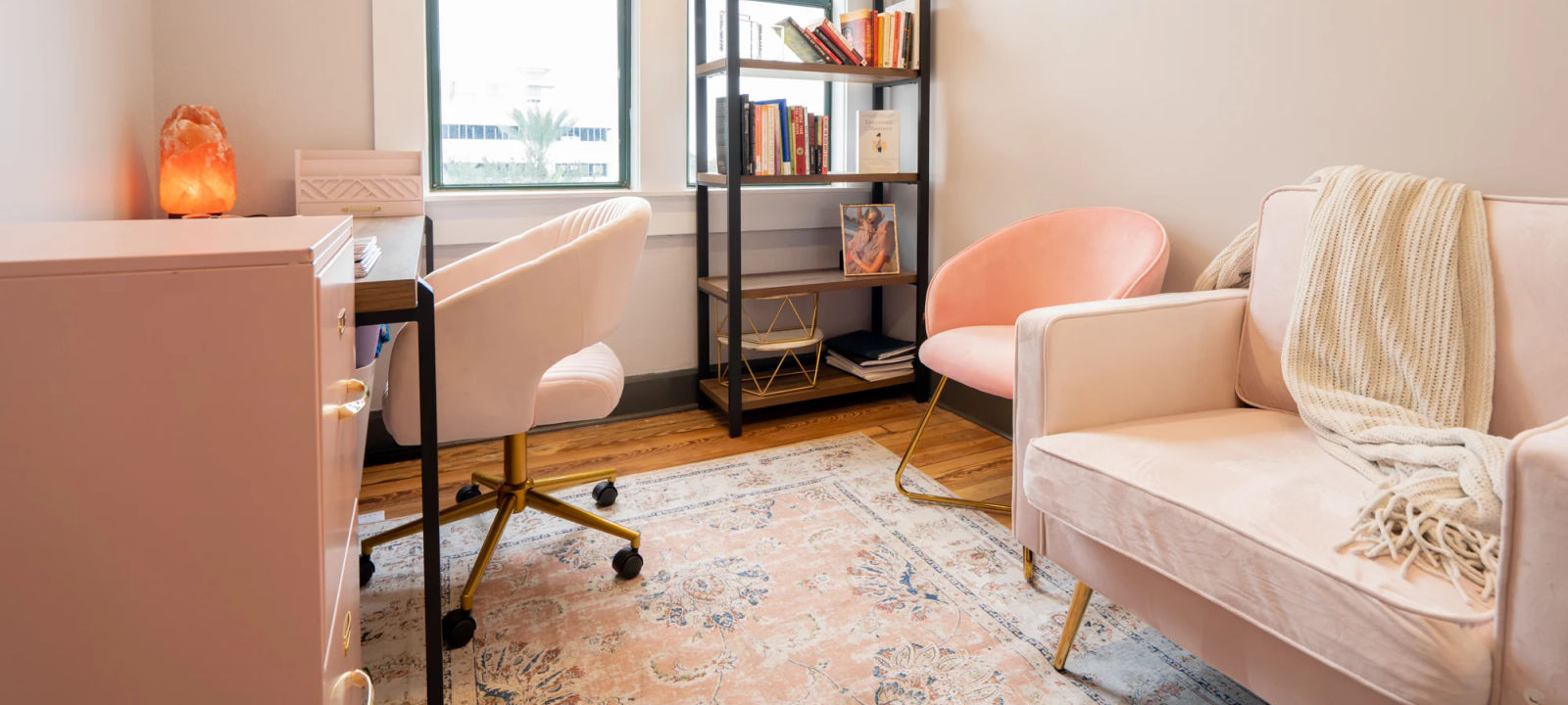 15 8th Street North, St Petersburg - Image 1