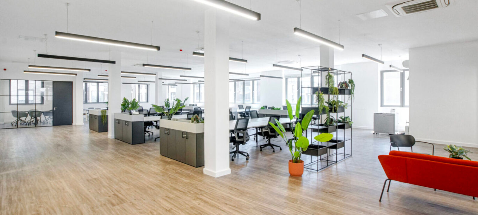 142 Central Street, London - Image 1