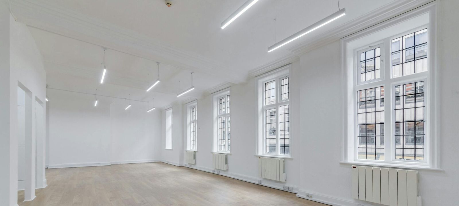 21-22 Castle Street, Fitzrovia - Image 1