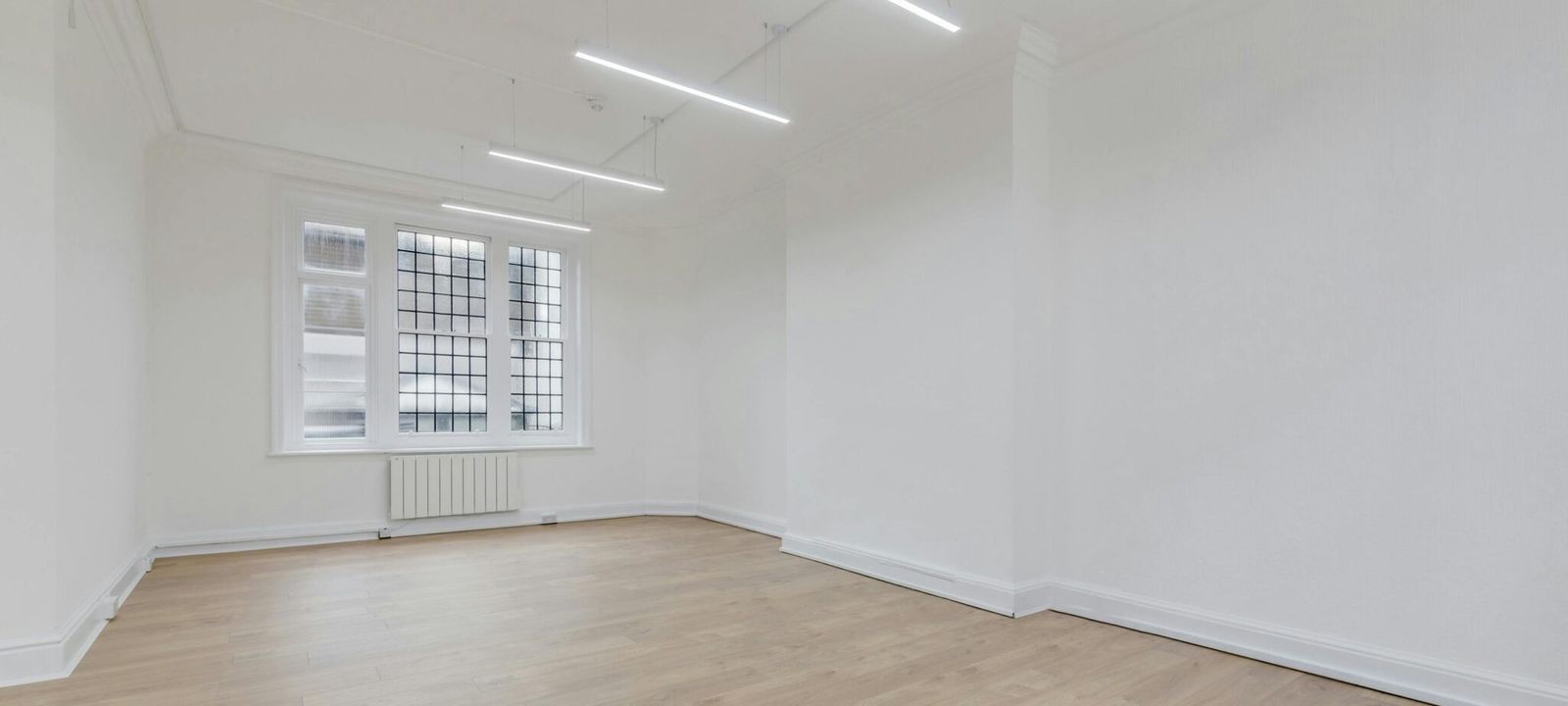 21-22 Castle Street, Fitzrovia - Image 1