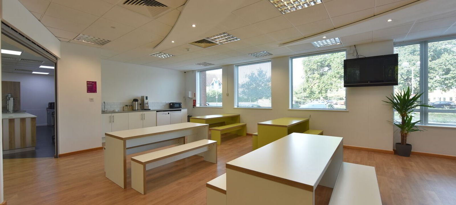 Bridgwater Rd, Worcester - Image 1