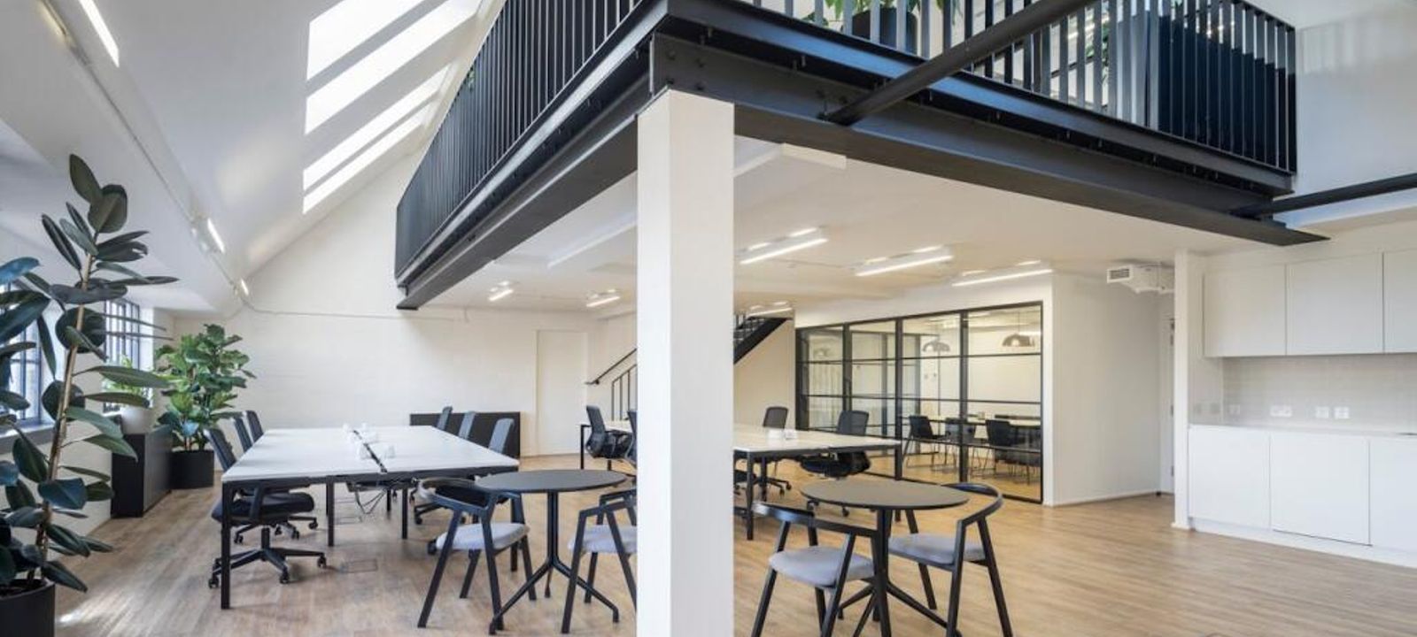 14 Gower's Walk, London - Image 1