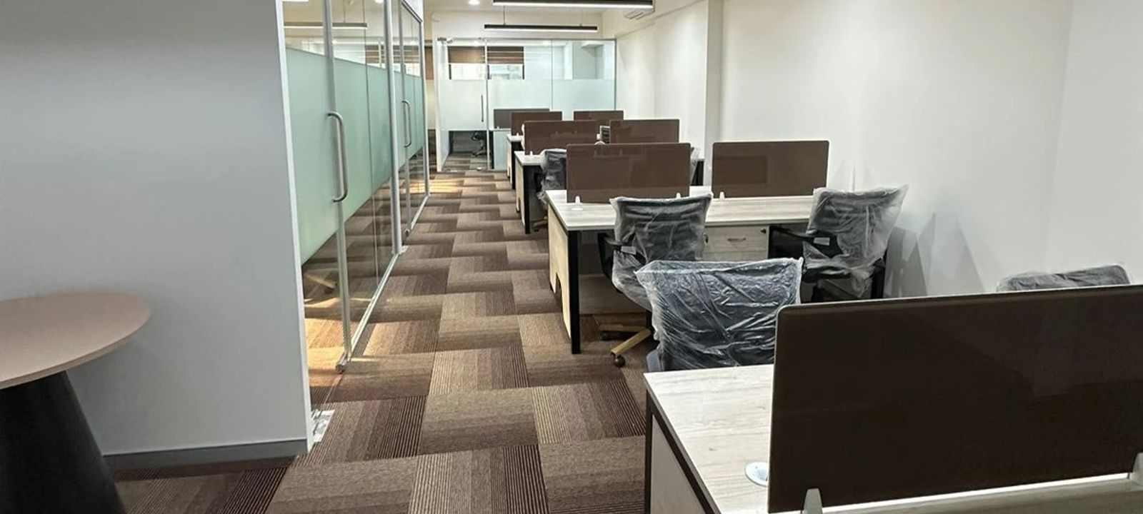 1 Person Private Office at Rani Sati Rd Malad Shantivan Society Raheja ...