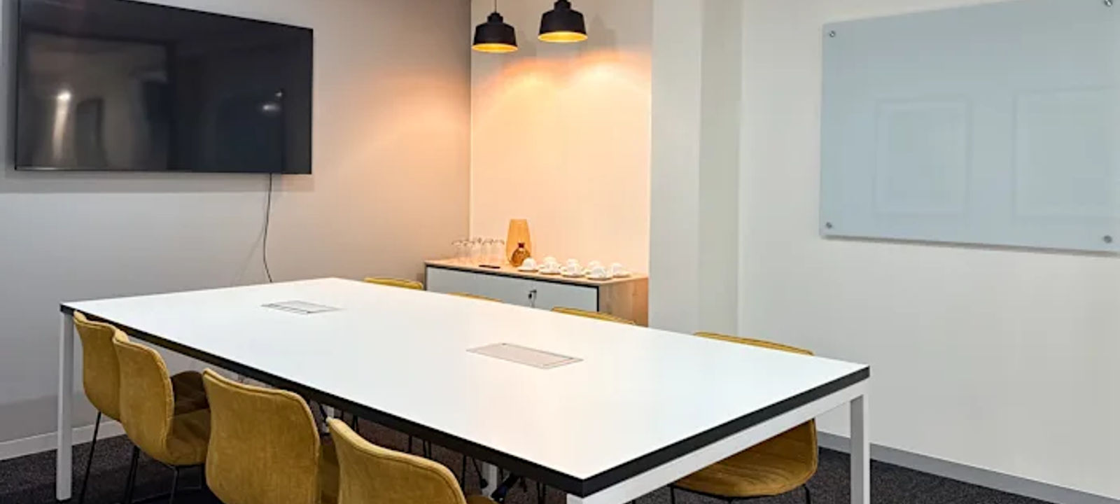 Waterfront Shopping Centre, Knysna - Image 1