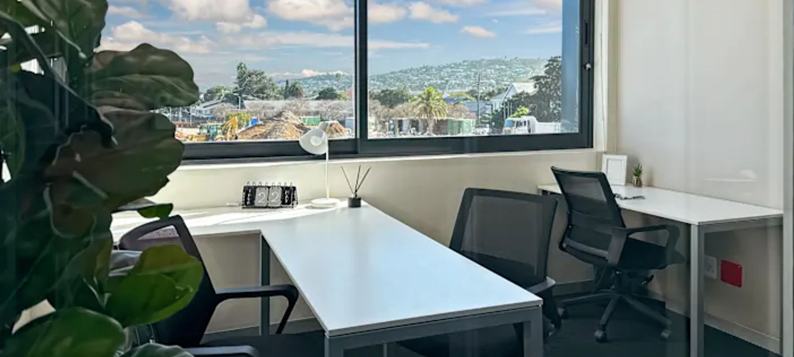 Waterfront Shopping Centre, Knysna - Image 1