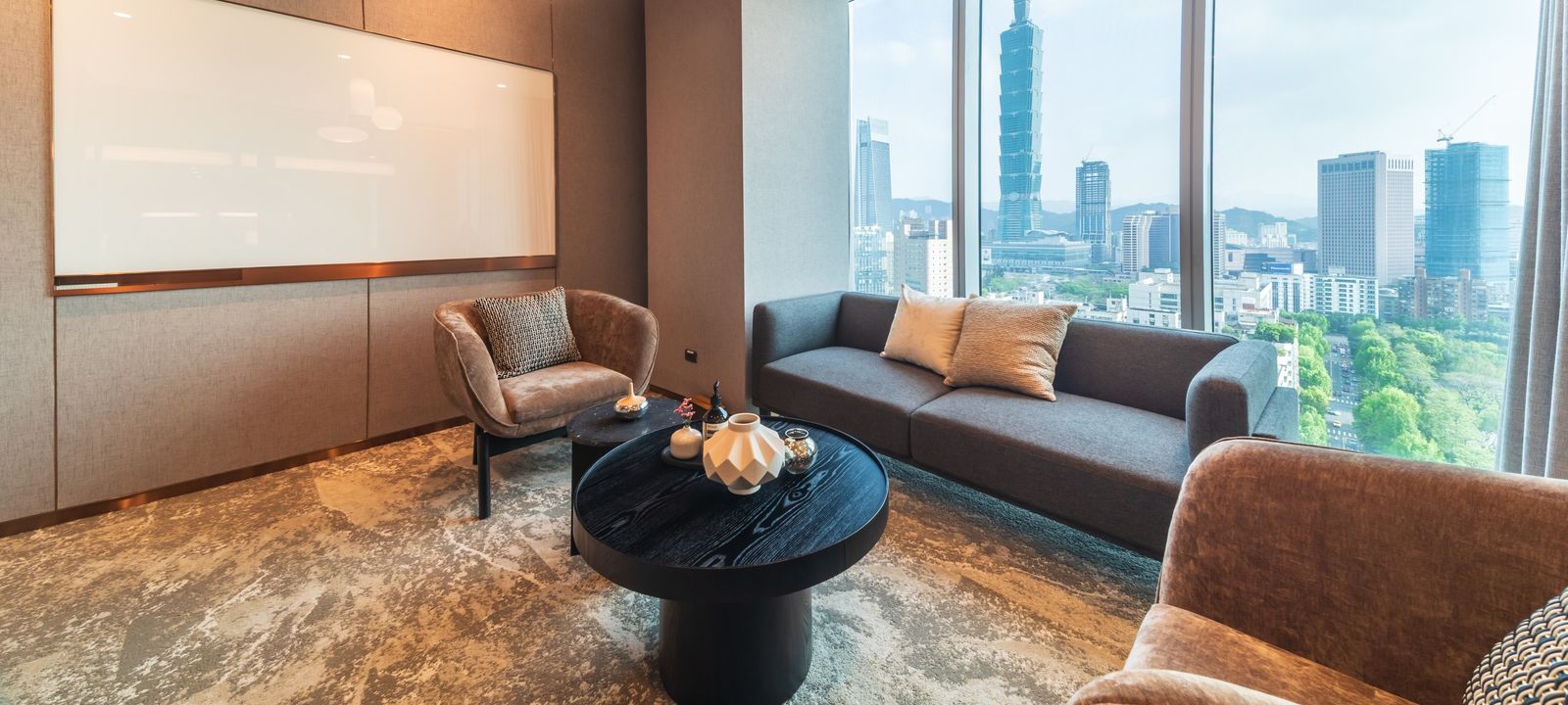 525 Sec 4 Zhongxiao E Rd, Taipei City - Image 1