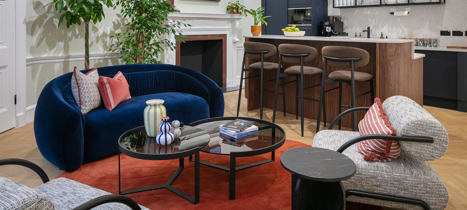 19 Portland Pl, London - Image 1