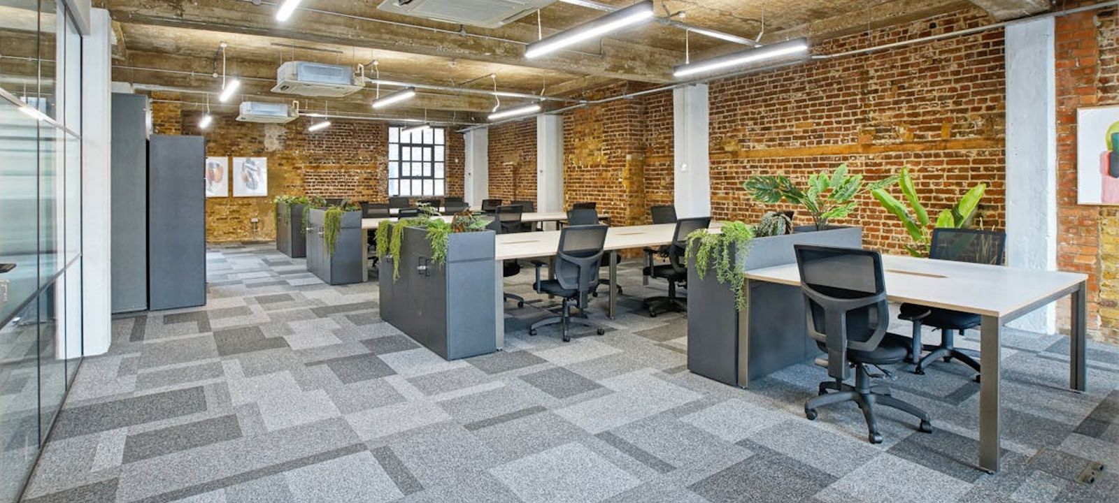 64 Essex Road, Greater London - Image 1