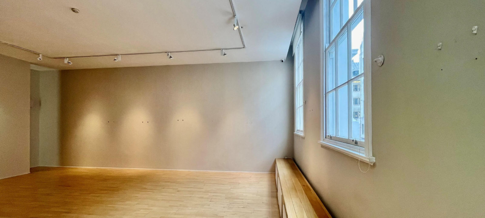 21 Cork Street, Mayfair - Image 1