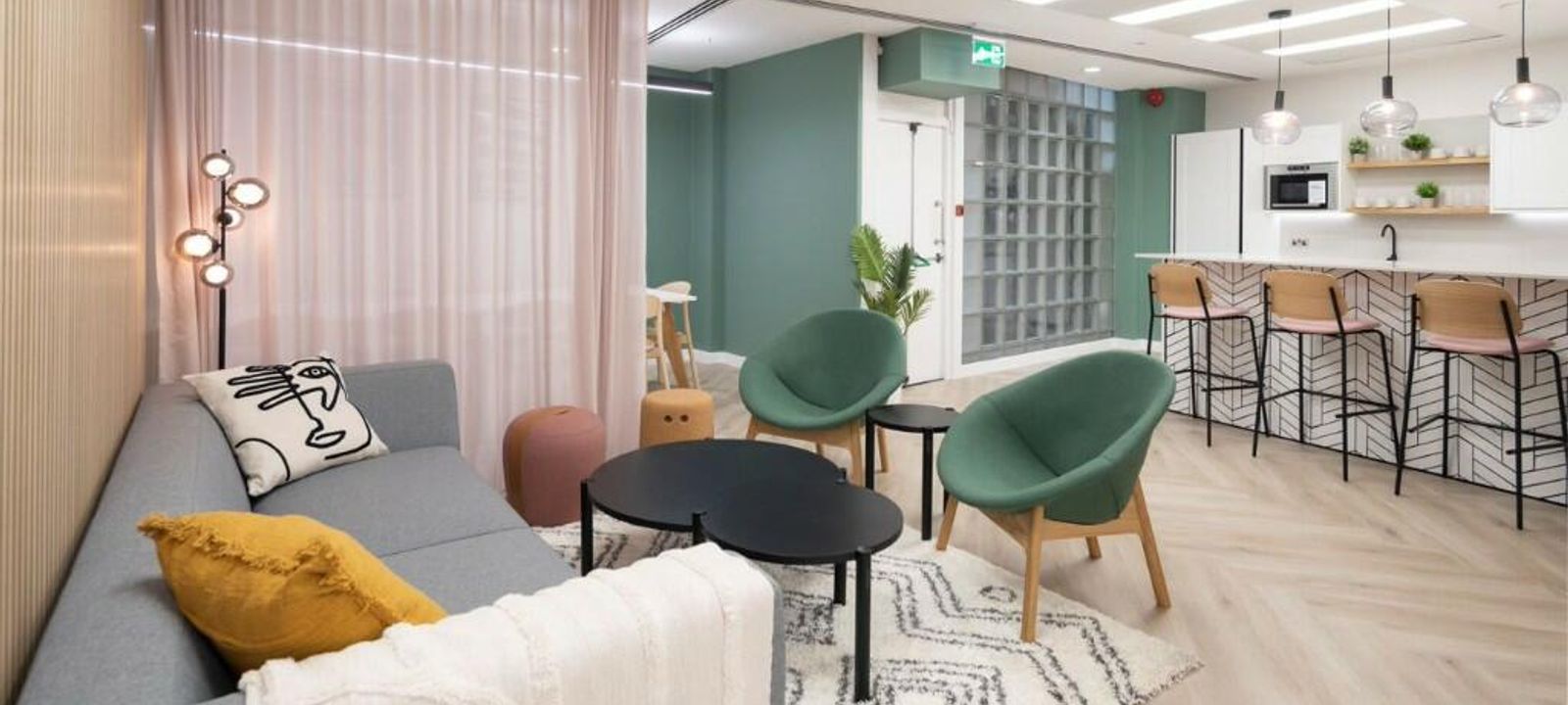 35 Chiswell Street, Shoreditch - Image 1