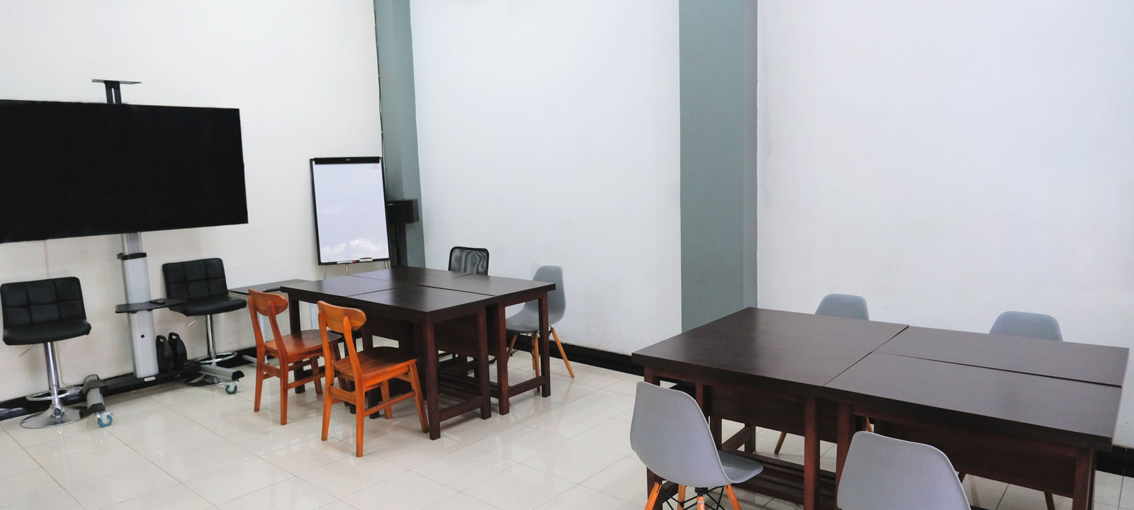 No. 5 Kav. 4 Jalan Terusan Wisnuwardhana Barat Jl Sawojajar Ii, Mangliawan - Image 1