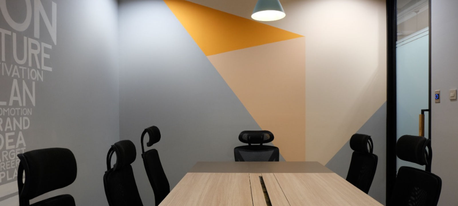 Kawasan District 8 Scbd Gedung Treasury Tower Lantai 5 Unit J Lot 28, Kota Jakarta Selatan - Image 1