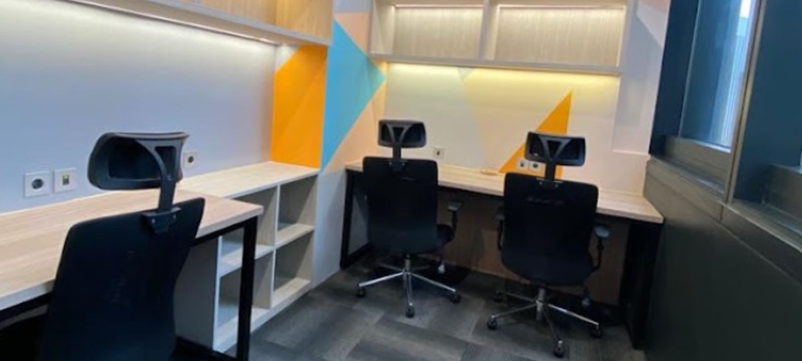 Kawasan District 8 Scbd Gedung Treasury Tower Lantai 5 Unit J Lot 28, Kota Jakarta Selatan - Image 1